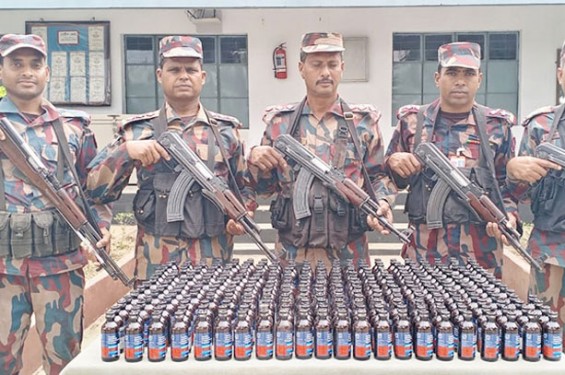 যশোর সীমান্তে ২০ লাখ টাকার মাদকসহ আটক ১০
