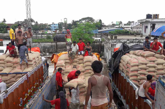 ৪ দিনে শুল্কমুক্ত সুবিধায় ভারত থেকে ৪১০ মেট্রিক টন চাল আমদানি