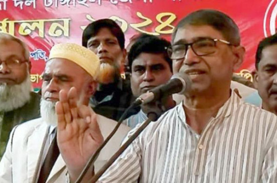 অন্তর্বর্তীকালীন সরকারের মধ্যে সমন্বয়হীনতা দেখা যাচ্ছে: আহমেদ আযম খান