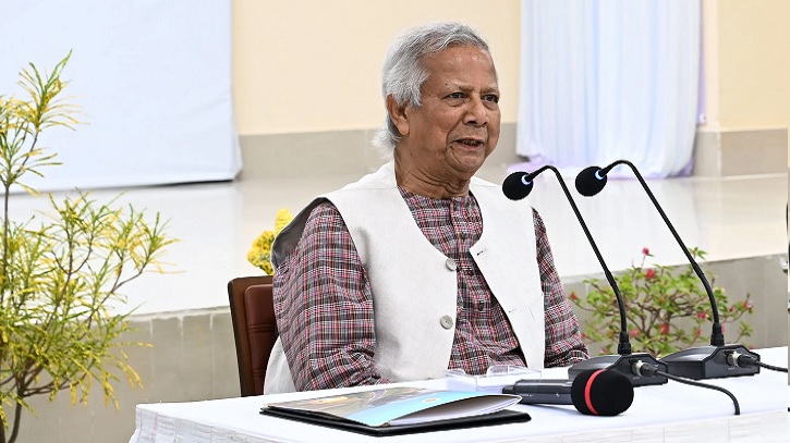খুরুশকুল জলবায়ু উদ্বাস্তু পুর্নবাসন প্রকল্পে আর দুর্নীতি চলবে না: কঠোর নির্দেশ প্রধান উপদেষ্টার