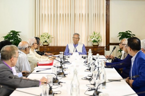 রাজনৈতিক দলের সঙ্গে পরবর্তী ধাপের আলোচনার কর্মপরিকল্পনা দ্রুত চূড়ান্ত করার নির্দেশ প্রধান উপদেষ্টার