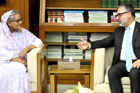 রোহিঙ্গাদের জন্য স্থানীয় জনগণই এখন সংখ্যালঘু : প্রধানমন্ত্রী