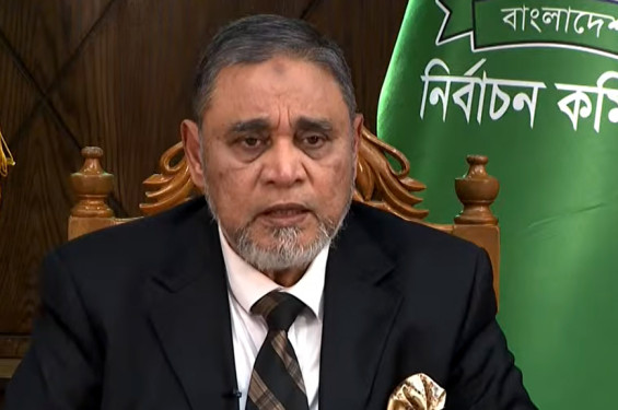 সবাইকে স্বতঃস্ফূর্তভাবে ভোট দেওয়ার আহ্বান সিইসির