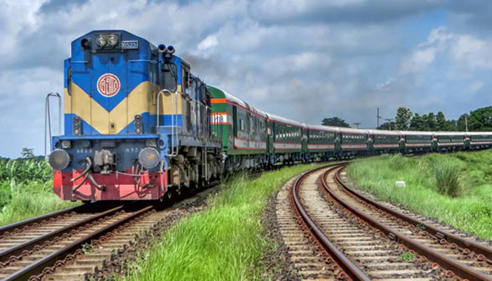 ট্রেনের ভাড়া বাড়ানোর সিদ্ধান্ত হয়নি