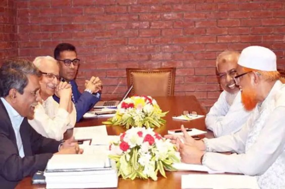 আওয়ামী লীগকে নির্বাচনের বাইরে রাখার দাবি খেলাফত মজলিসের