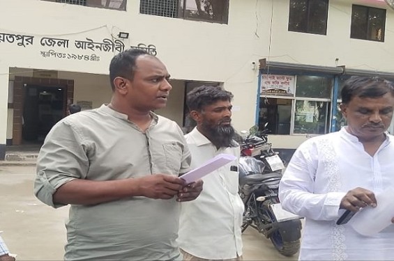 আহতকে বাঁচাতে গিয়ে মিথ্যা মামলায় জামিন পেলেন প্রবাসী পিতা পুত্র