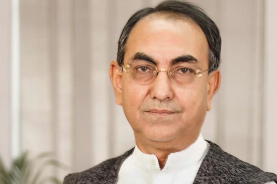 ১২ কেন্দ্রের ফল শেষে এগিয়ে গেলেন মির্জা আব্বাস