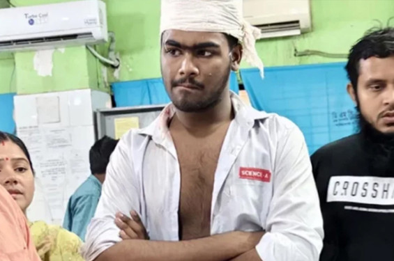 সায়েন্সল্যাবে ঢাকা কলেজ ও সিটি কলেজের শিক্ষার্থীদের মধ্যে সংঘর্ষ