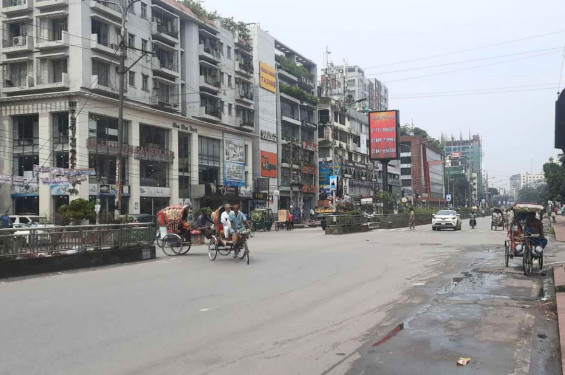 টানা ছুটিতে ফাঁকা রাজধানী ঢাকা