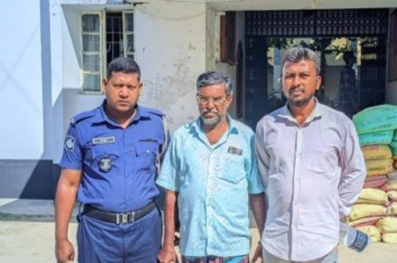 নওগাঁয় আওয়ামী লীগের ৫ নেতাকর্মী গ্রেপ্তার