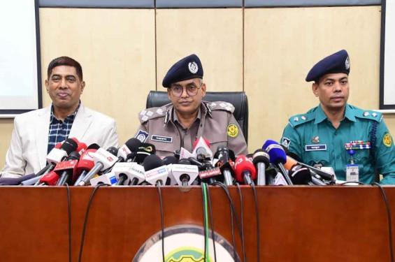 ভারতে পালিয়েছে ওসমান হাদির খুনিরা: পুলিশ