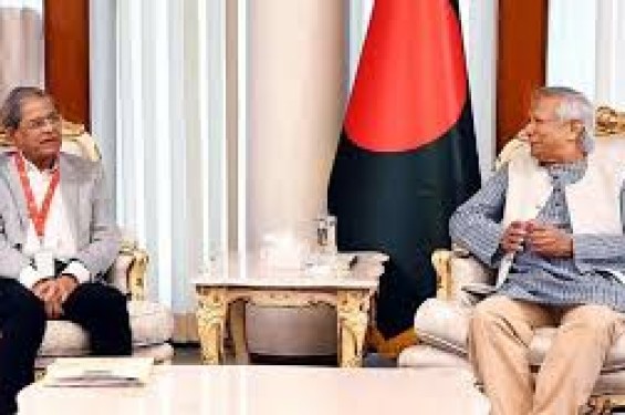 প্রধান উপদেষ্টার সঙ্গে বিএনপি প্রতিনিধি দলের বৈঠক চলছে