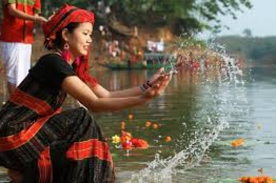 পাহাড়ে নববর্ষ ও চৈত্র সংক্রান্তির সাতরঙা উৎসব