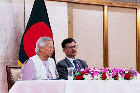 প্রধান উপদেষ্টার সঙ্গে ইউরোপীয় ইউনিয়নের ২৭ রাষ্ট্রদূতের বৈঠক চলছে