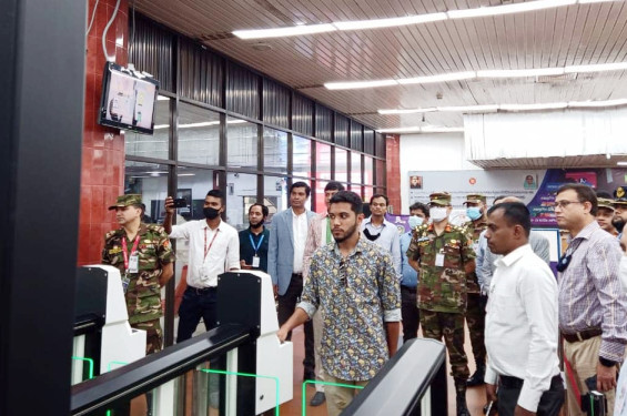 শাহজালালে ইমিগ্রেশনে সেই আগের ভোগান্তি