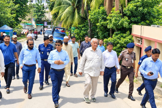 বান্দরবানে বন্যায় ক্ষতিগ্রস্ত সড়ক দ্রুত মেরামতের নির্দেশ পার্বত্যমন্ত্রীর
