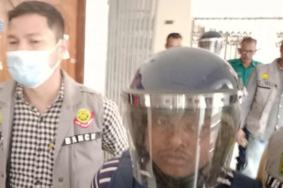 হাদিকে গুলি : ফয়সালের সহযোগী কবির ৭ দিনের রিমান্ডে