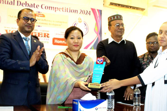 কুমিল্লার হোমনায় ইংরেজি বিতর্ক প্রতিযোগিতার আয়োজন
