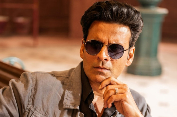 বিতর্কে জড়ালেন মনোজ বাজপেয়ী
