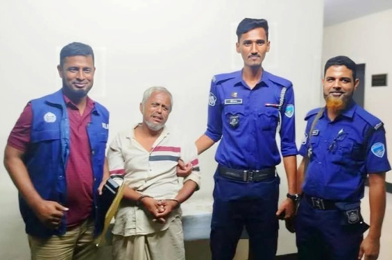 লোহাগাড়ায় ব্যবসায়ী শাহ আলম হত্যার প্রধান আসামী লাবলু গ্রেপ্তার