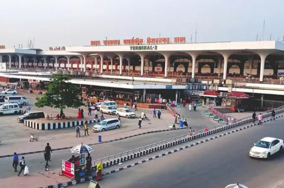 ঢাকা থেকে বাতিল হলো ২১০ ফ্লাইট
