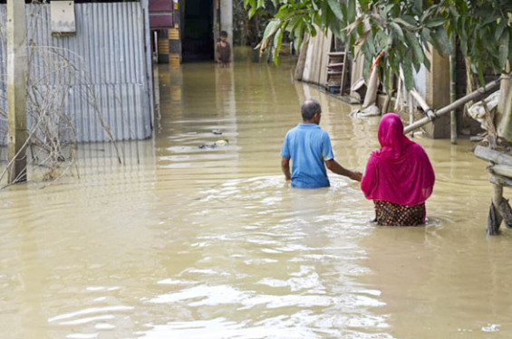 বন্যায় মৃত্যু বেড়ে ৫৯: দুর্যোগ মন্ত্রণালয়