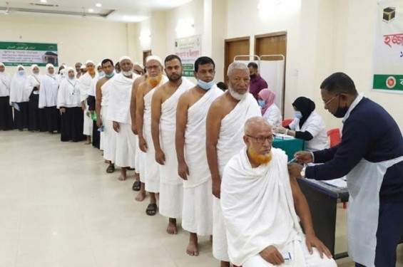 দেশে ফিরলেন ৫৬৮৬৮হাজি, মারা গেছেন ৫২