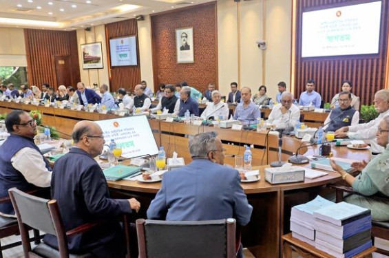 রাত ২টা পর্যন্ত নিজেই দুর্যোগ মনিটর করেছেন প্রধানমন্ত্রী