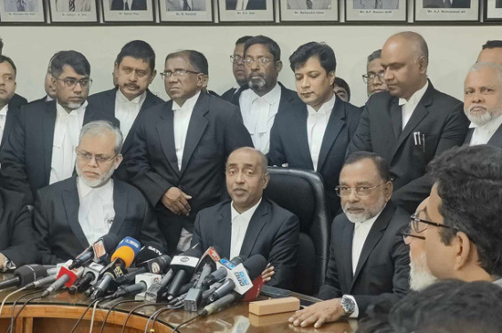 হাইকোর্টের রায়ের কারণ ও নির্দেশনার পর আপিলের সিদ্ধান্ত