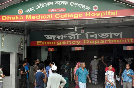 হানিফ ফ্লাইওভারের নিচে পড়ে থাকা ব্যক্তির ঢামেকে মৃত্যু