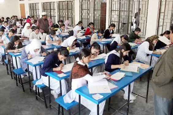 এইচএসসি পরীক্ষার মধ্যেও এবার শিক্ষাপ্রতিষ্ঠানে ক্লাস চলবে