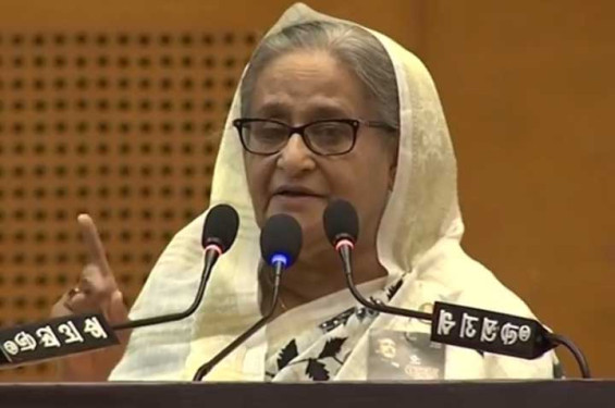 অগ্নি-সন্ত্রাসীদের বিরুদ্ধে জনগণকেই রুখে দাঁড়াতে হবে : প্রধানমন্ত্রী