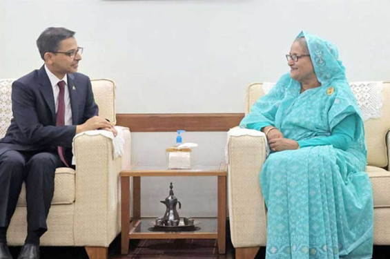 প্রধানমন্ত্রীর সঙ্গে ভারতীয় হাইকমিশনারের সৌজন্য সাক্ষাৎ