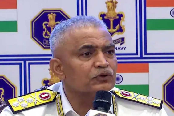 এমভি আবদুল্লাহর ওপর সতর্ক নজর রাখছে ভারতীয় নৌবাহিনী