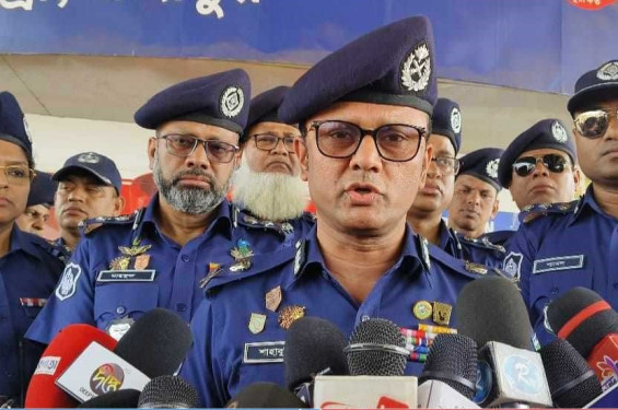 ‘মহাসড়কে কোনো লক্কড় ঝক্কড় গাড়ি চলতে দেওয়া হবে না’