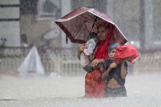 টানা ৮ দিন অতি ভারী বর্ষণের আভাস, ৩ নম্বর সংকেত