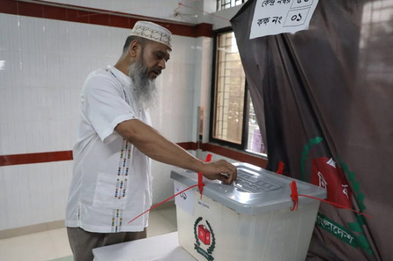 রাত পোহালে ভোট, আওয়ামী লীগের লড়াই স্বতন্ত্র ও ‘ডামি’ প্রার্থীতে
