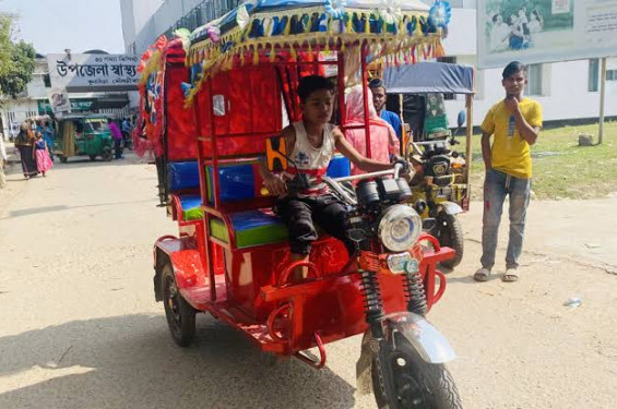নিয়ন্ত্রণে আসছে ব্যাটারিচালিত অটোরিকশা