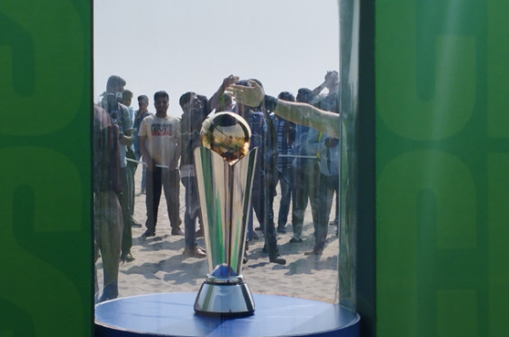 কক্সবাজারে প্রদর্শিত হলো আইসিসির চ্যাম্পিয়ন্স ট্রফি