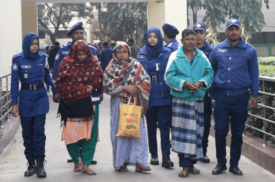 নওগাঁয় স্বর্ণচোর চক্রের তিন সদস্য গ্রেপ্তার
