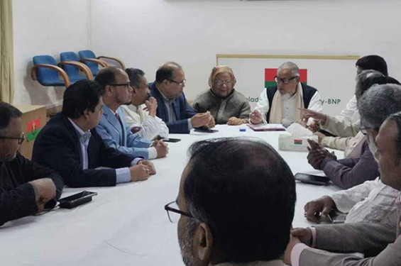 জামায়াতের সঙ্গে বিএনপির দূরত্ব নেই: নজরুল ইসলাম খান