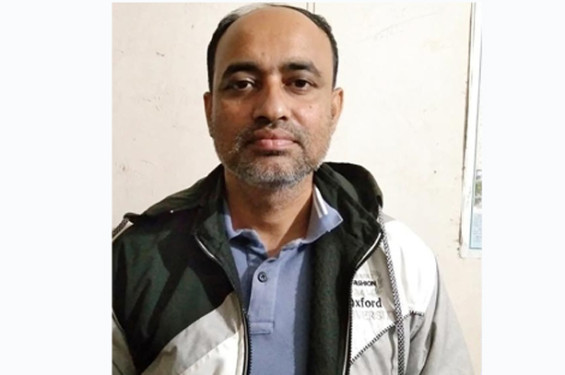 দূর্গাপুরে পুলিশের এসআইকে কুপিয়ে হত্যা