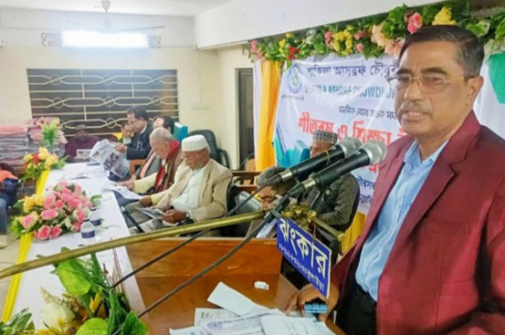 কুলাউড়ায় শাকিলা আসরফ ফাউন্ডেশনের উপহার পেলো ১৫০ শিক্ষার্থী