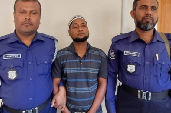 মিথ্যা তথ্য দিয়ে ঘরে ঢুকে এক নারীকে সংঘবদ্ধ ধর্ষণ, গ্রেপ্তার ২