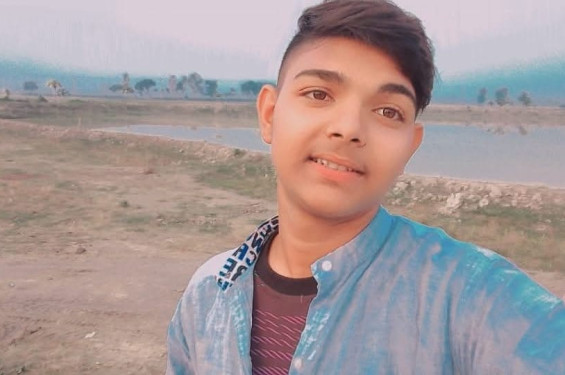 মুক্তিপনের প্রতিবাদ করায় ছাত্রদল নেতাকে কুড়াল দিয়ে কোপালেন আ'লীগের কর্মিরা