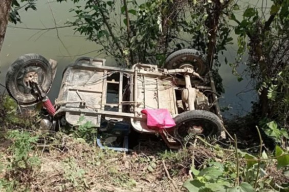 মুরাদনগরে অটোরিকশা উল্টে বৃদ্ধার মৃত্যু