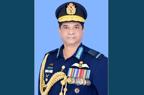 যুক্তরাষ্ট্র সফর শেষে দেশে ফিরেছেন বিমান বাহিনী প্রধান