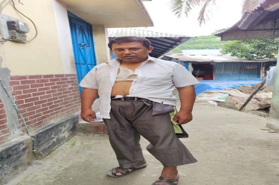 নোয়াখালীতে অফিস ঢুকে প্রধান শিক্ষককে মারধরের অভিযোগ