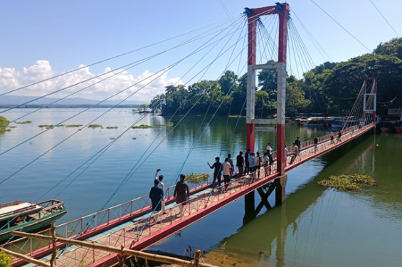 পর্যটকদের ভিড়ে প্রাণ ফিরছে রাঙামাটির পর্যটন শিল্পে