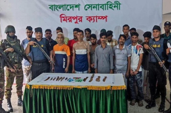মিরপুরে যৌথবাহিনীর অভিযানে মাদক কারবারিসহ গ্রেপ্তার ২৬